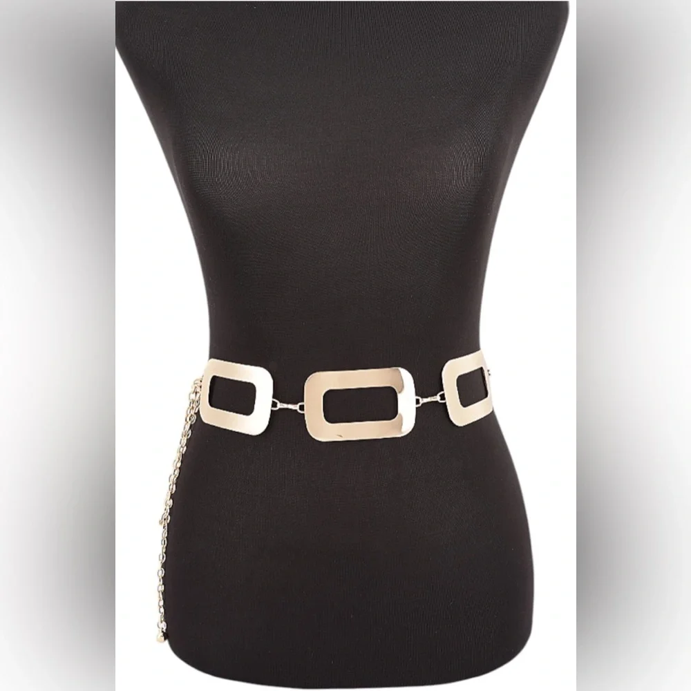 Gold or Silver Oversized Link Buckle Waist Station Statement  Belt